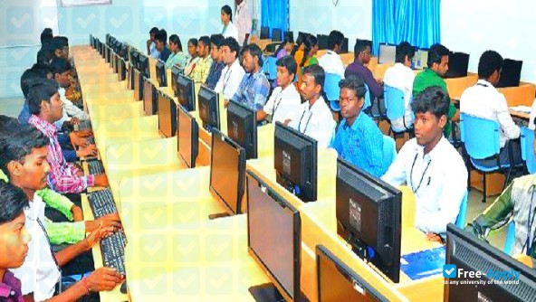 Roever College of Engineering & Technology Perambalur photo #15