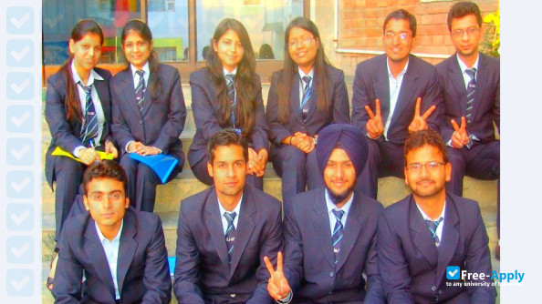Gian Jyoti Institute of Management & Technology фотография №2