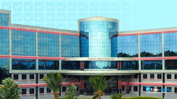 Photo de l’Brindavan College #6