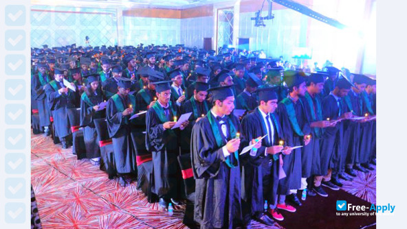 Photo de l’Brindavan College #8