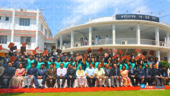 Foto de la Chandragupt Institute of Management Patna #2