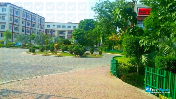 Photo de l’Guru Gobind Singh College of Modern Technology #7