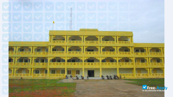 Foto de la Maharishi University of Information Technology (Noida) #3