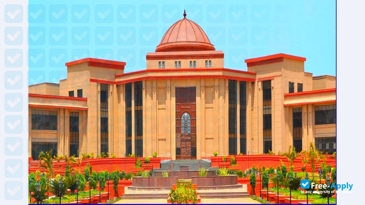 Foto de la Bilaspur University #1