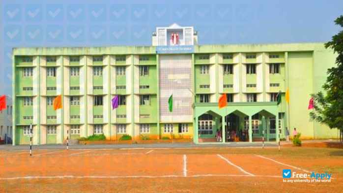 St. Ann's College for Women photo #4