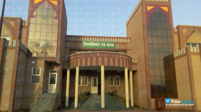 Photo de l’Khwaja Moinuddin Chishti Urdu Arabi Farsi University #8