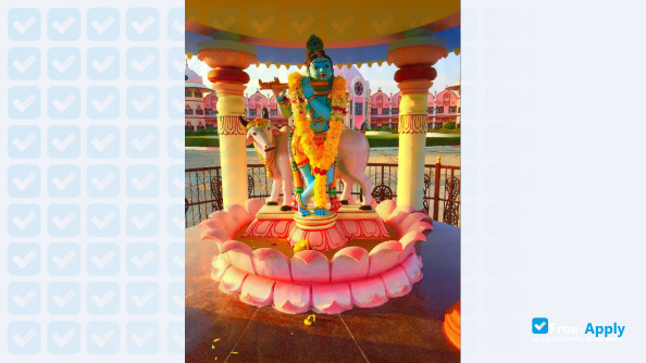 Sri Sathya Sai Institute of Higher Medical Sciences Prashanthigram photo #3