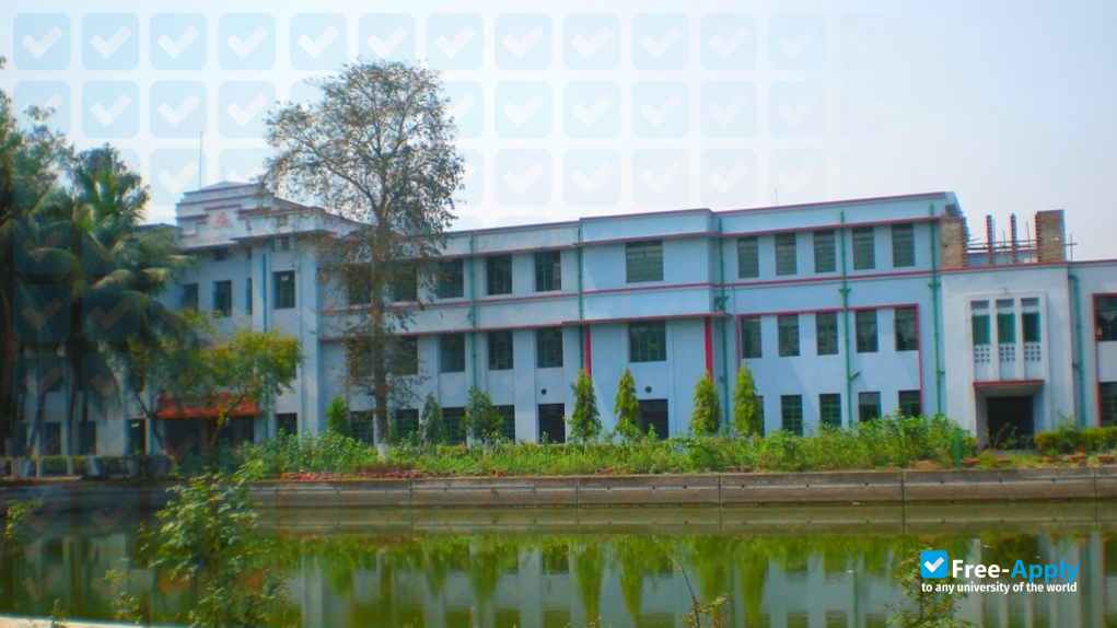 Ramakrishna Mission Vivekananda Centenary College photo #7