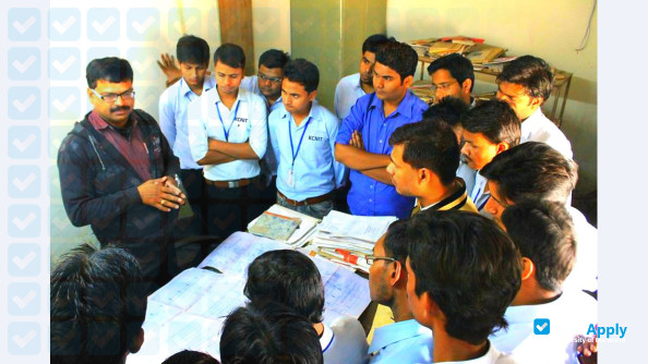 Foto de la Kali Charan Nigam Institute of Technology #3