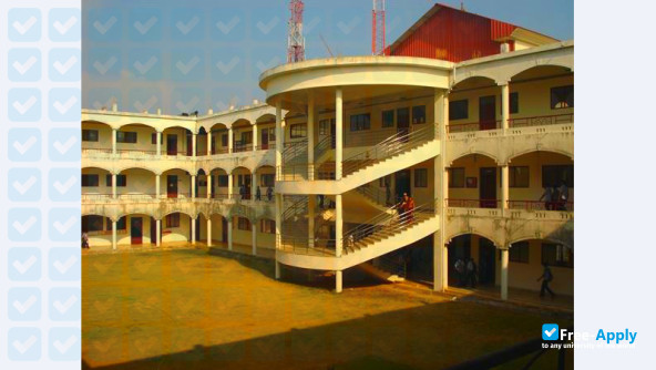 Photo de l’MET's School of Engineering #10