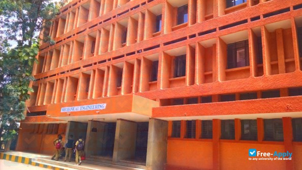 Foto de la BTL Institute of Technology #9