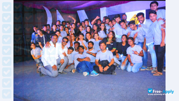 Foto de la BTL Institute of Technology #5