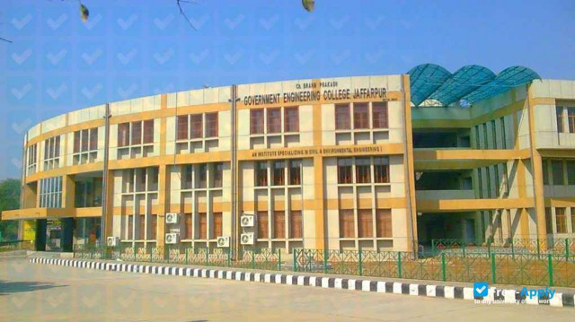 C H Brahm Prakash Government Engineering College photo #7