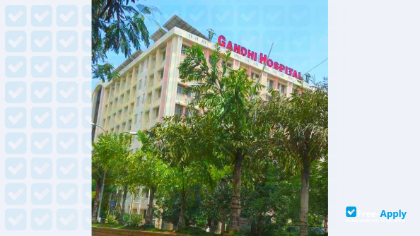 Foto de la Gandhi Medical College #7