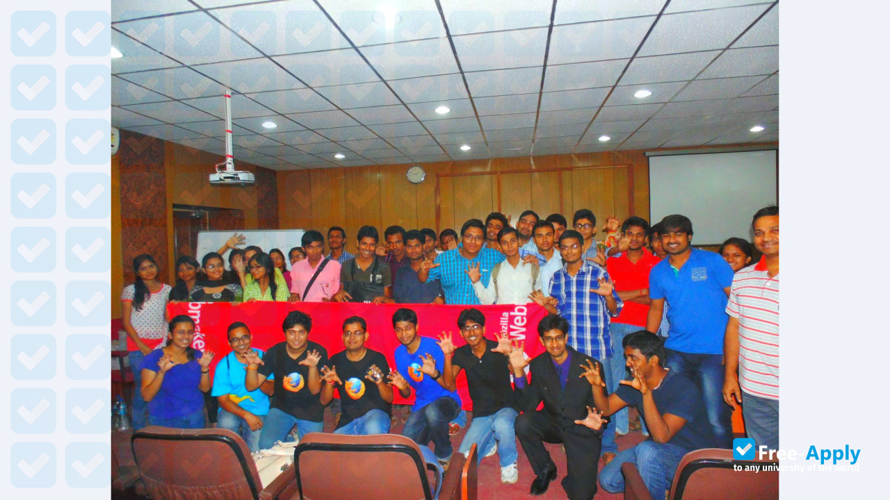 College of Engineering and Management Kolaghat photo #3
