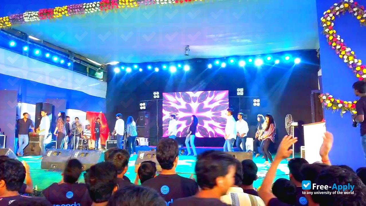 College of Engineering and Management Kolaghat photo #4