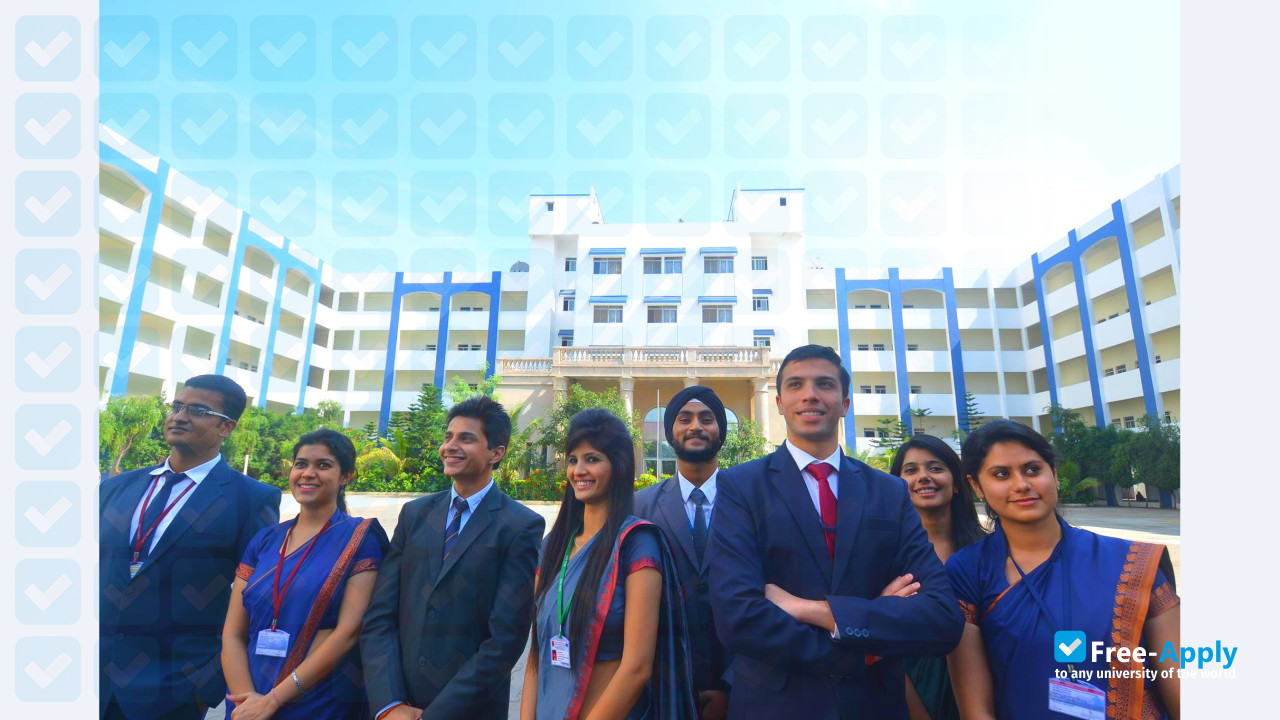 Balaji Law College photo #4