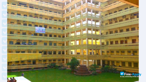 Bangalore College of Engineering & Technology photo #6