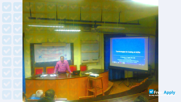 Foto de la Calcutta School of Tropical Medicine #3