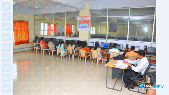 Foto de la Kolhapur Institute of Technology College of Engineering #2