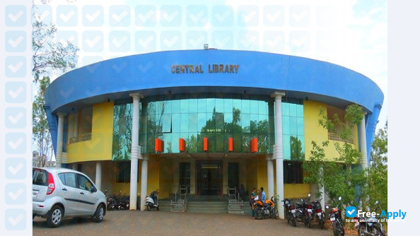 Foto de la Kolhapur Institute of Technology College of Engineering #9
