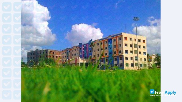 Foto de la Teegala Krishna Reddy Engineering College #3