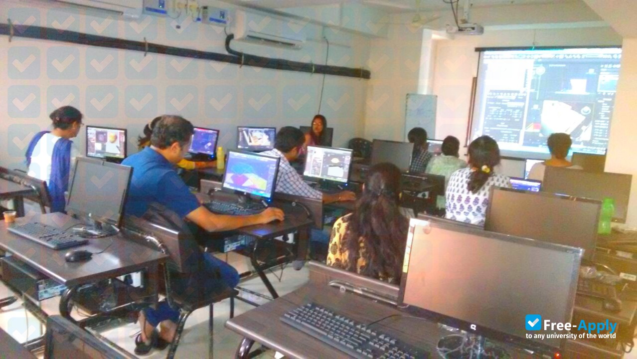 Rajiv Gandhi College of Engineering Research & Technology Chandrapur фотография №3