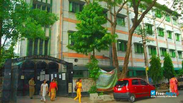 Photo de l’East Calcutta Girl's College #9