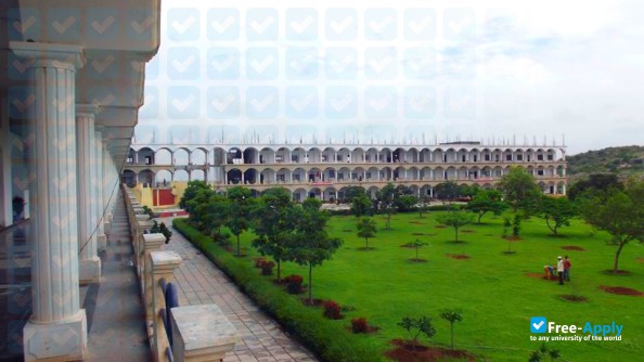Photo de l’Vignan's Institute of Technology and Aeronautical Engineering #7