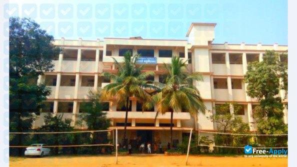 Sathaye College photo #7