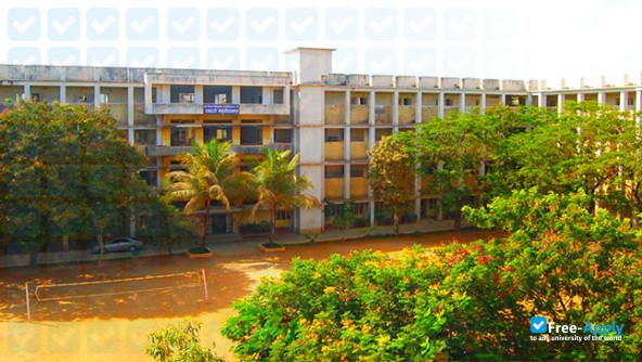Foto de la Sathaye College #4