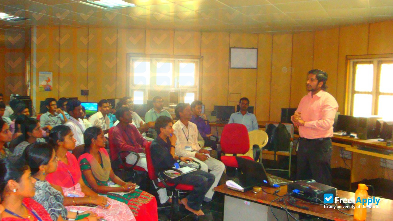Foto de la Sri Muthukumaran Institute of Technology #11