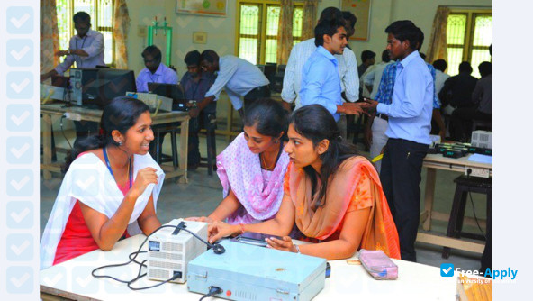 Foto de la Sri Muthukumaran Institute of Technology #10