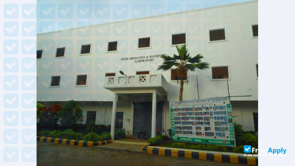Foto de la Sri Muthukumaran Institute of Technology #3