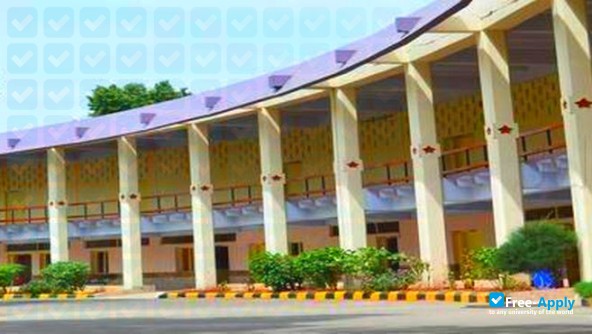 Arul Anandar College Karumathur photo