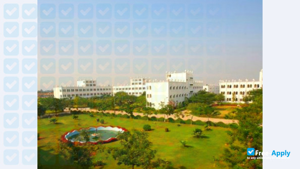 Panimalar Engineering College фотография №1