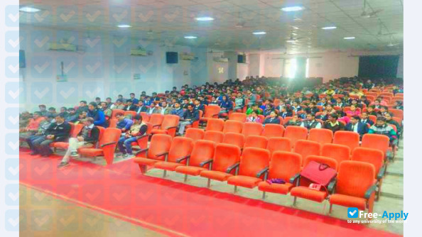 Foto de la B.S.A. College of Engineering & Technology Mathura #3