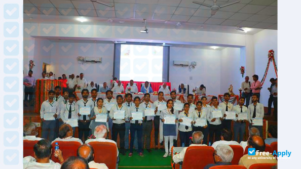 Foto de la B.S.A. College of Engineering & Technology Mathura #11
