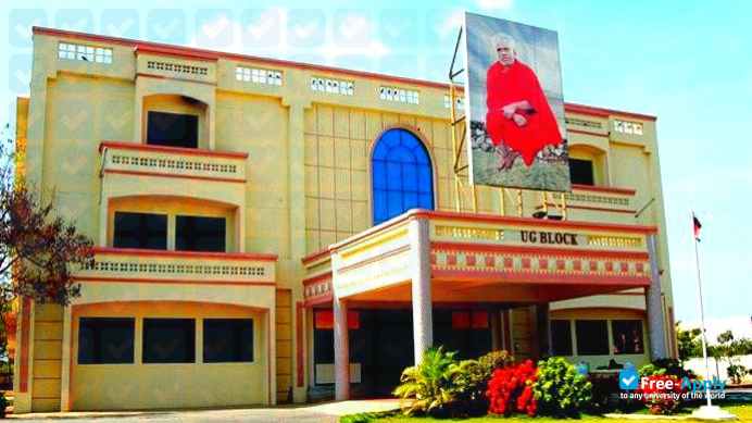 Photo de l’Adhiparasakthi College of Arts and Science #1
