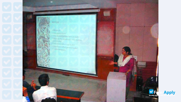Photo de l’Ahmedabad Dental College #3