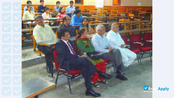 Photo de l’Ahmedabad Dental College #7