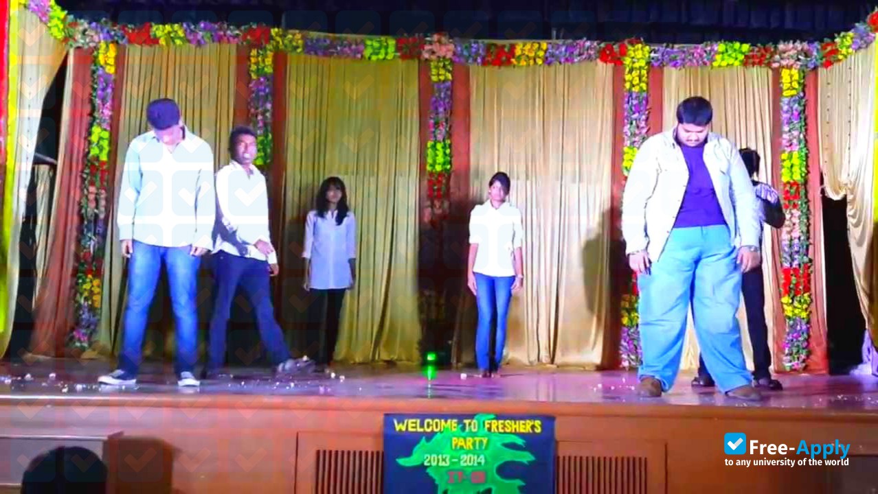 Nagindas Khandwala College Malad photo #4