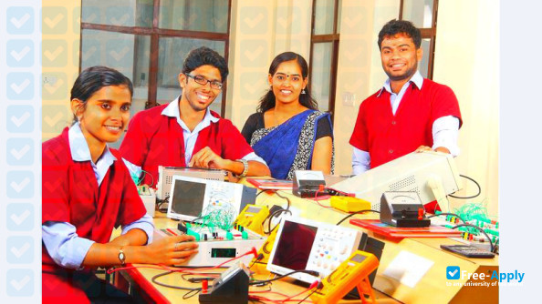Axis College of Engineering & Technology photo #10