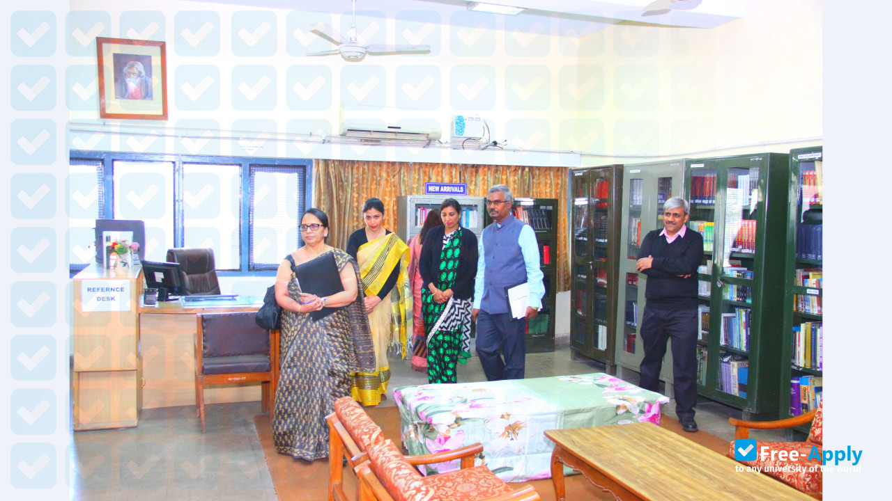 Government College of Education Chandigarh photo #17