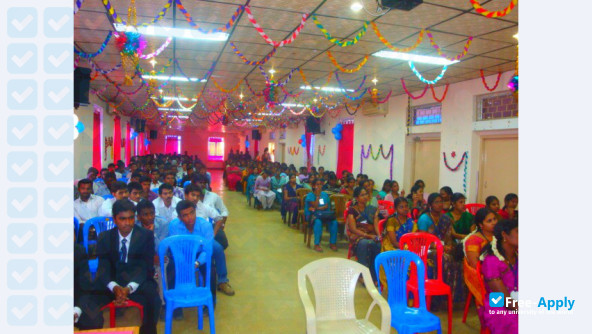 Foto de la Jaya Engineering College #3