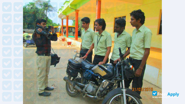 Photo de l’Ammini College of Engineering #32