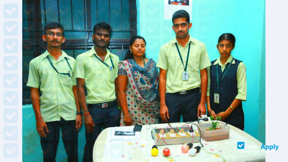 Photo de l’Ammini College of Engineering #4