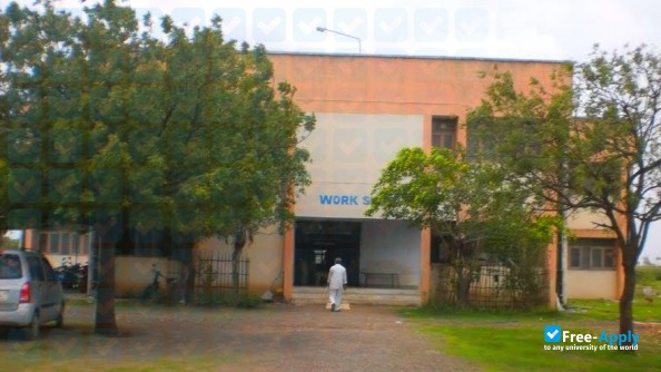 Foto de la Shantilal Shah Engineering College #5
