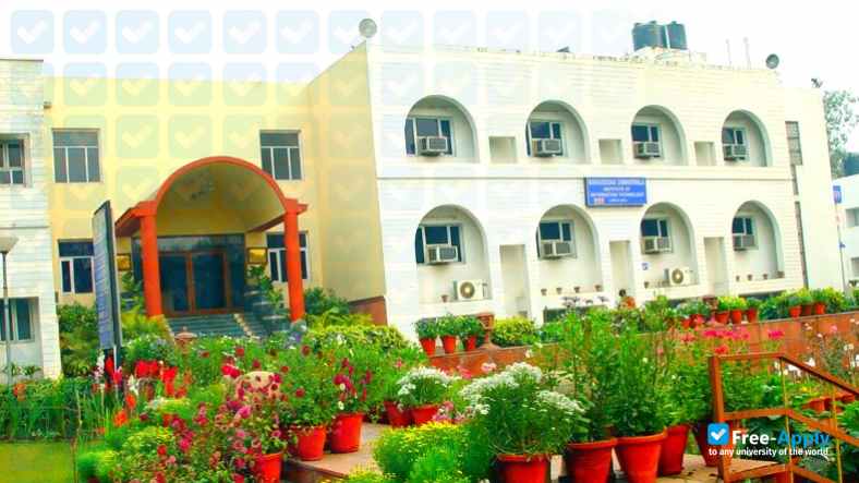 Banarsidas Chandiwala Institute of Information Technology photo #4