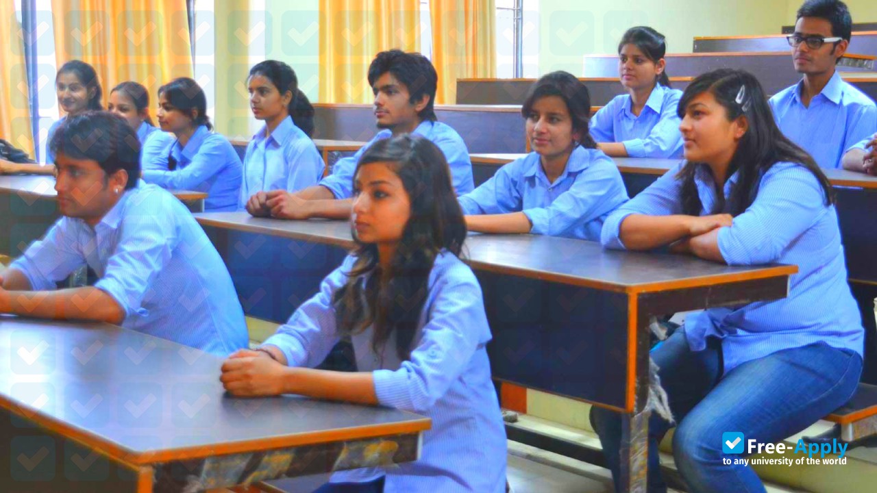 Photo de l’Maharishi Arvind Institute of Science & Management #8